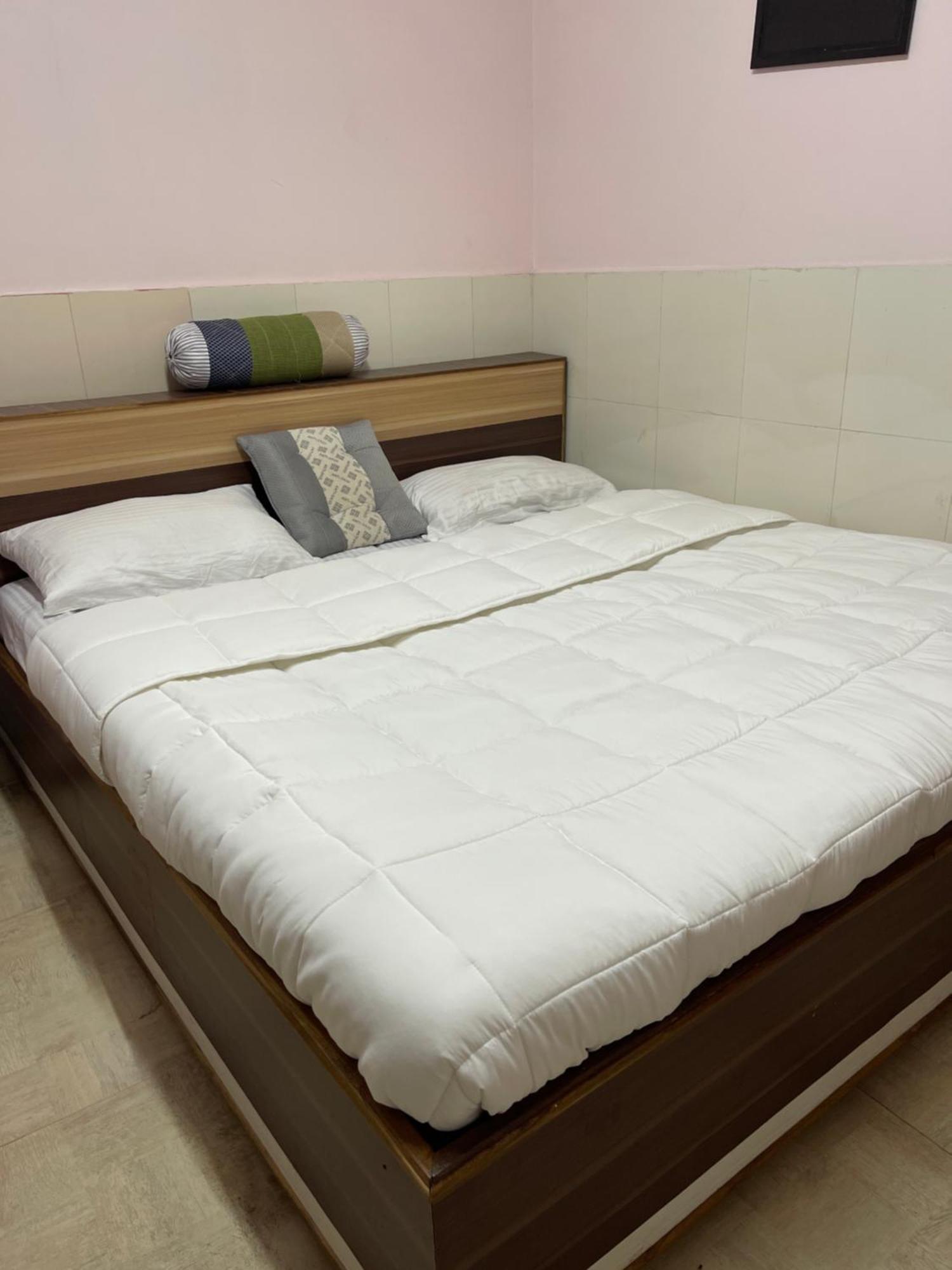 Hp Hotel - Hotel Pentoz Ооти Екстериор снимка