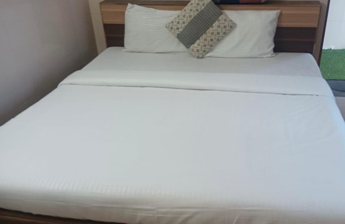 Hp Hotel - Hotel Pentoz Ооти Екстериор снимка