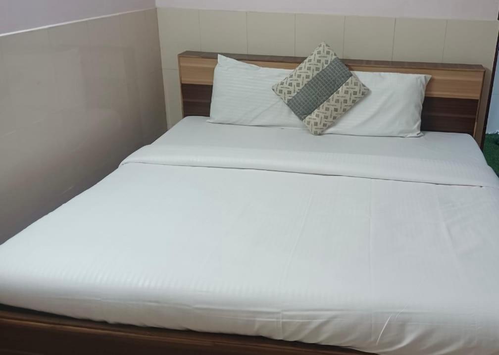 Hp Hotel - Hotel Pentoz Ооти Екстериор снимка